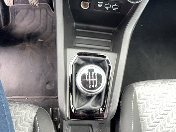 Vente en ligne Renault Clio 5 Clio TCe 90 - 21N au prix de 13 990 €