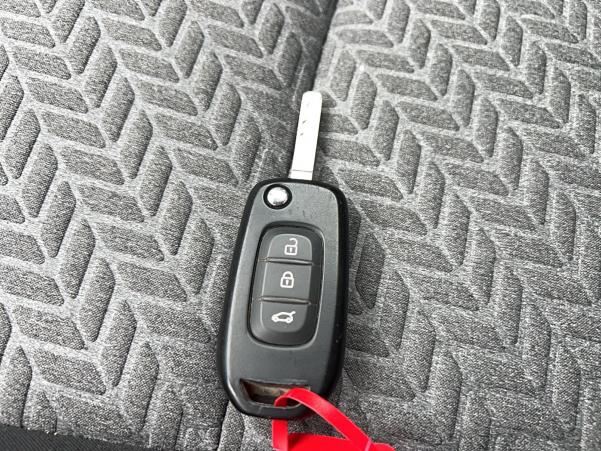 Vente en ligne Renault Clio 5 Clio TCe 90 - 21N au prix de 13 990 €