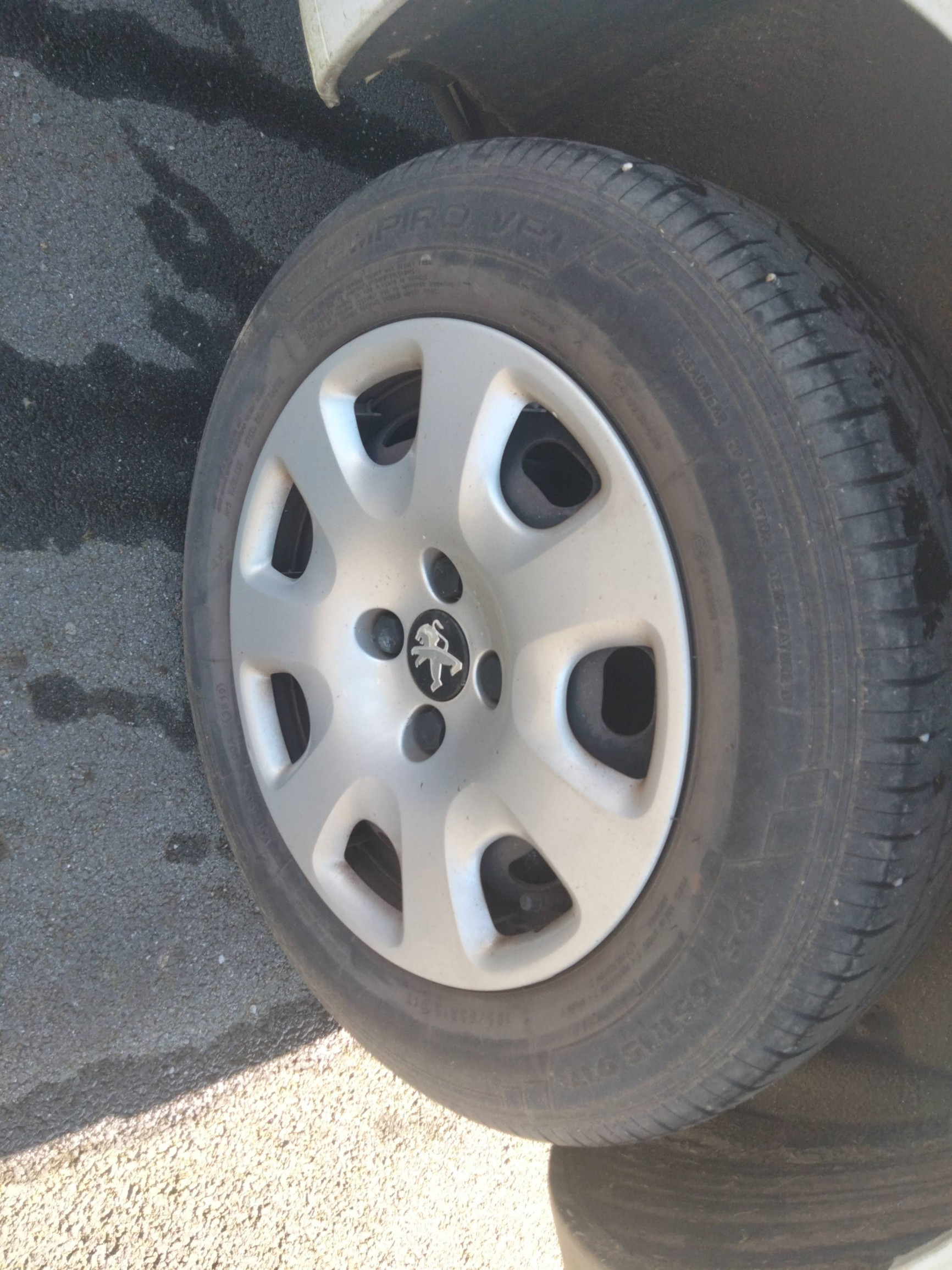 Vente en ligne Peugeot Partner Fourgon  120 L1 1.6 HDI 90 BVM5 au prix de 10 590 €