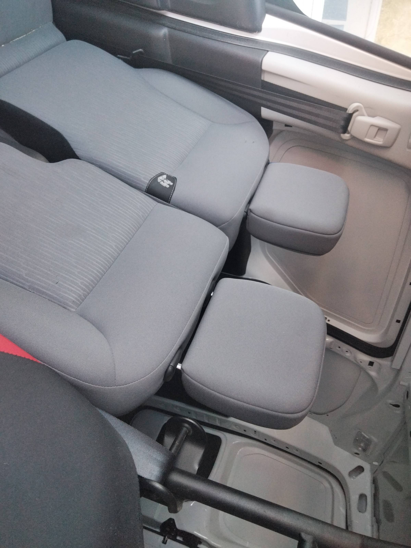 Vente en ligne Peugeot Partner Fourgon  120 L1 1.6 HDI 90 BVM5 au prix de 10 590 €