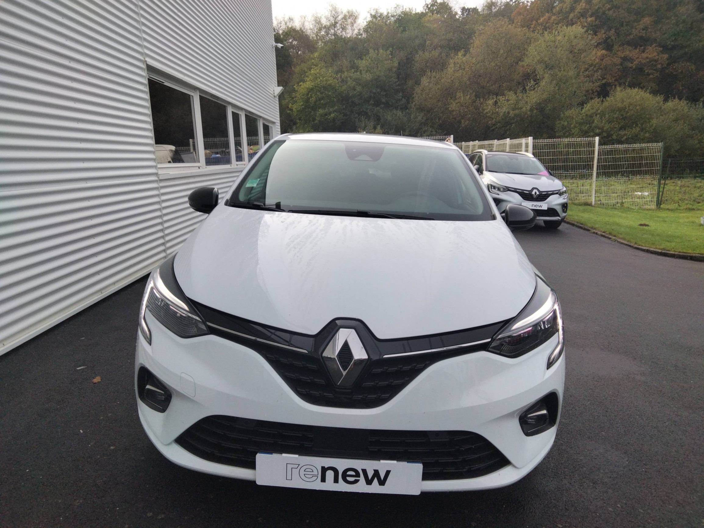 Vente en ligne Renault Clio 5 Clio TCe 100 GPL au prix de 14 390 €