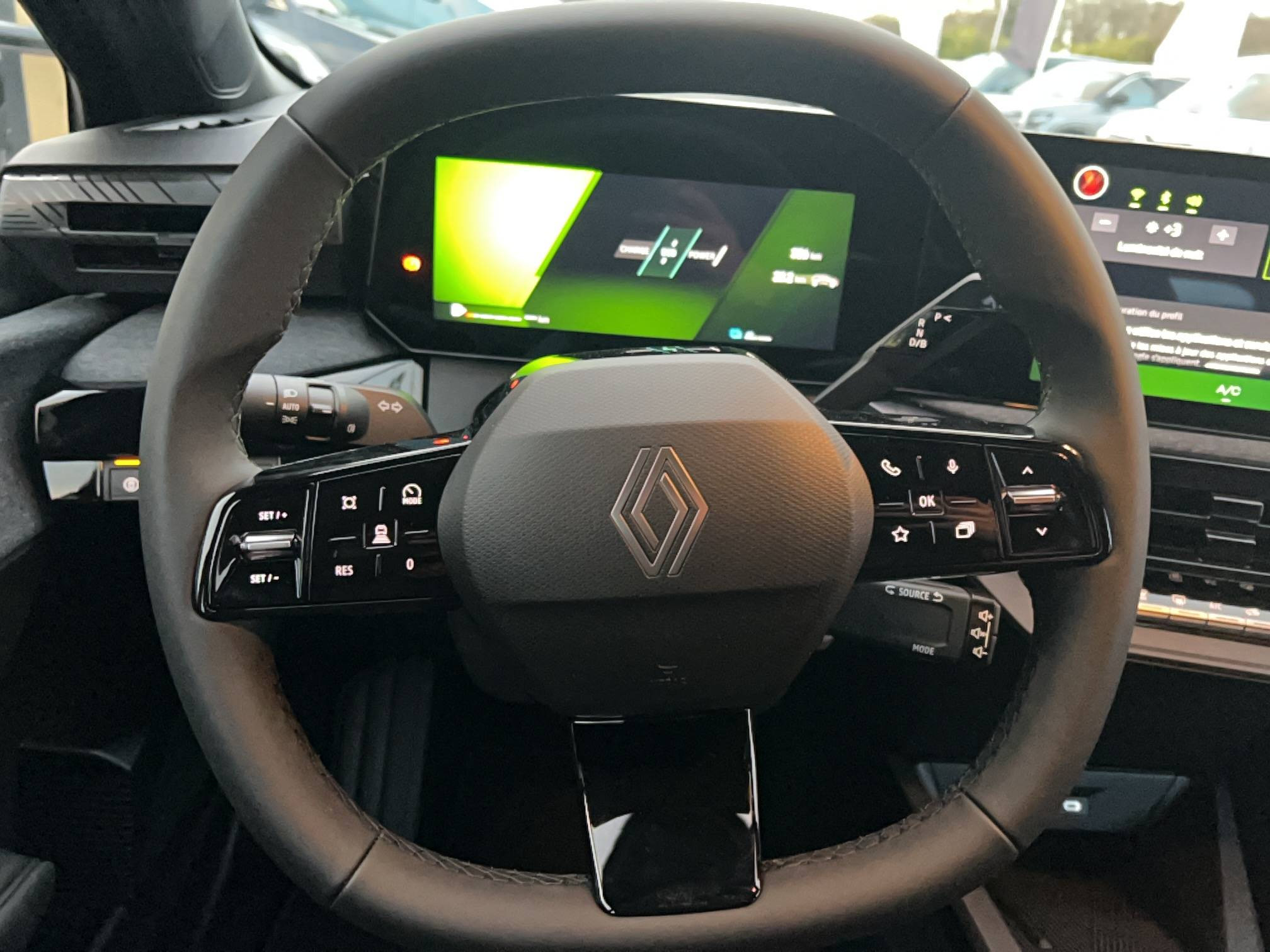 Vente en ligne Renault Clio 6 Clio E-Tech full hybrid 160 ch au prix de 25 590 €