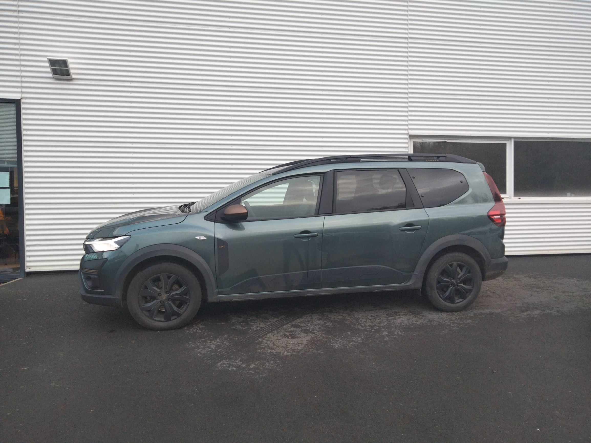 Dacia Jogger  ECO-G 100 7 places occasion de 2023 en vente à Guingamp