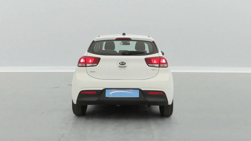 Vente en ligne Kia Rio  1.2 DPi 84ch BVM5 au prix de 13 590 €