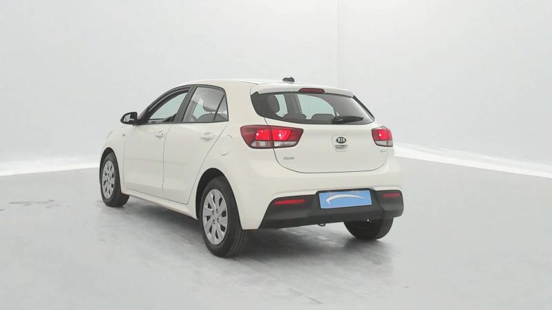 Vente en ligne Kia Rio  1.2 DPi 84ch BVM5 au prix de 13 590 €