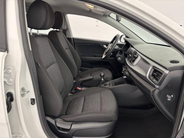Vente en ligne Kia Rio  1.2 DPi 84ch BVM5 au prix de 13 590 €