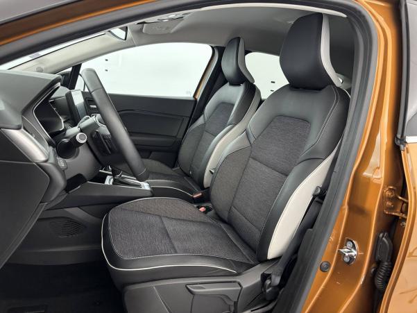 Vente en ligne Renault Captur  Blue dCi 115 EDC au prix de 18 590 €