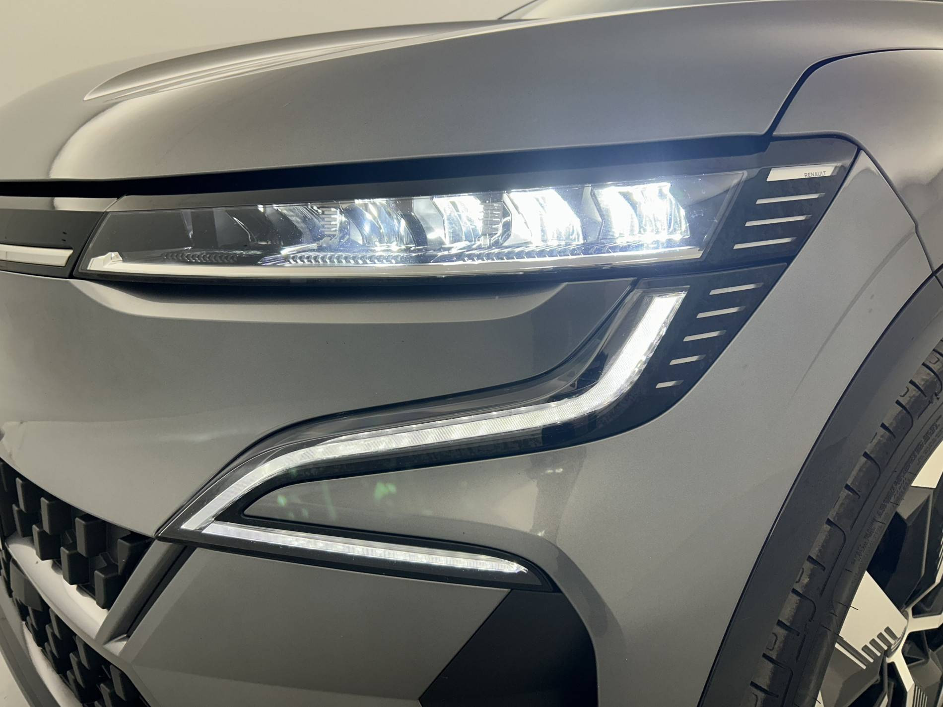 Vente en ligne Renault Megane E-Tech  EV60 220 ch super charge au prix de 22 590 €