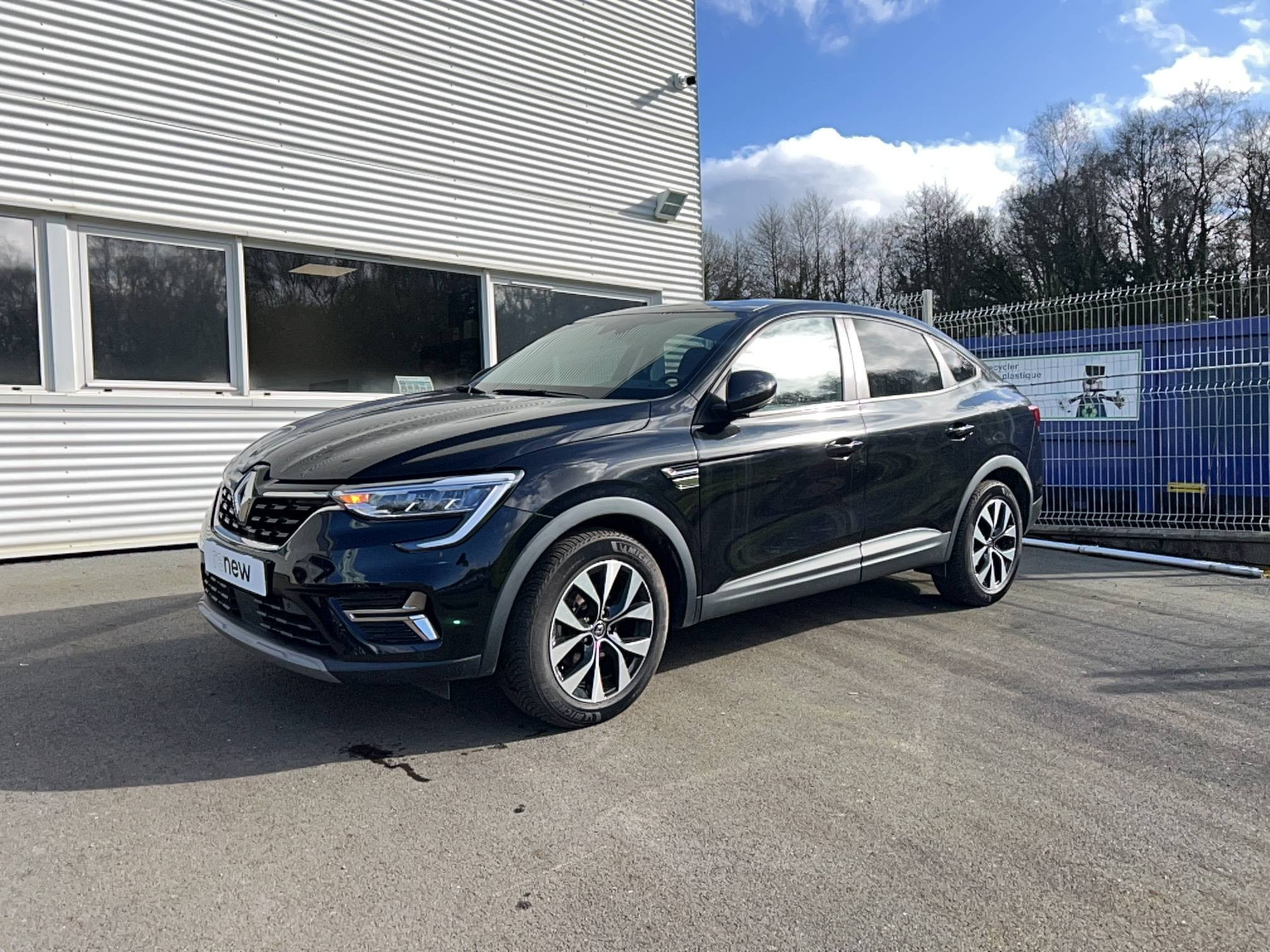 Renault Arkana  E-Tech hybride 145 - 22 occasion de 2023 en vente à Guingamp