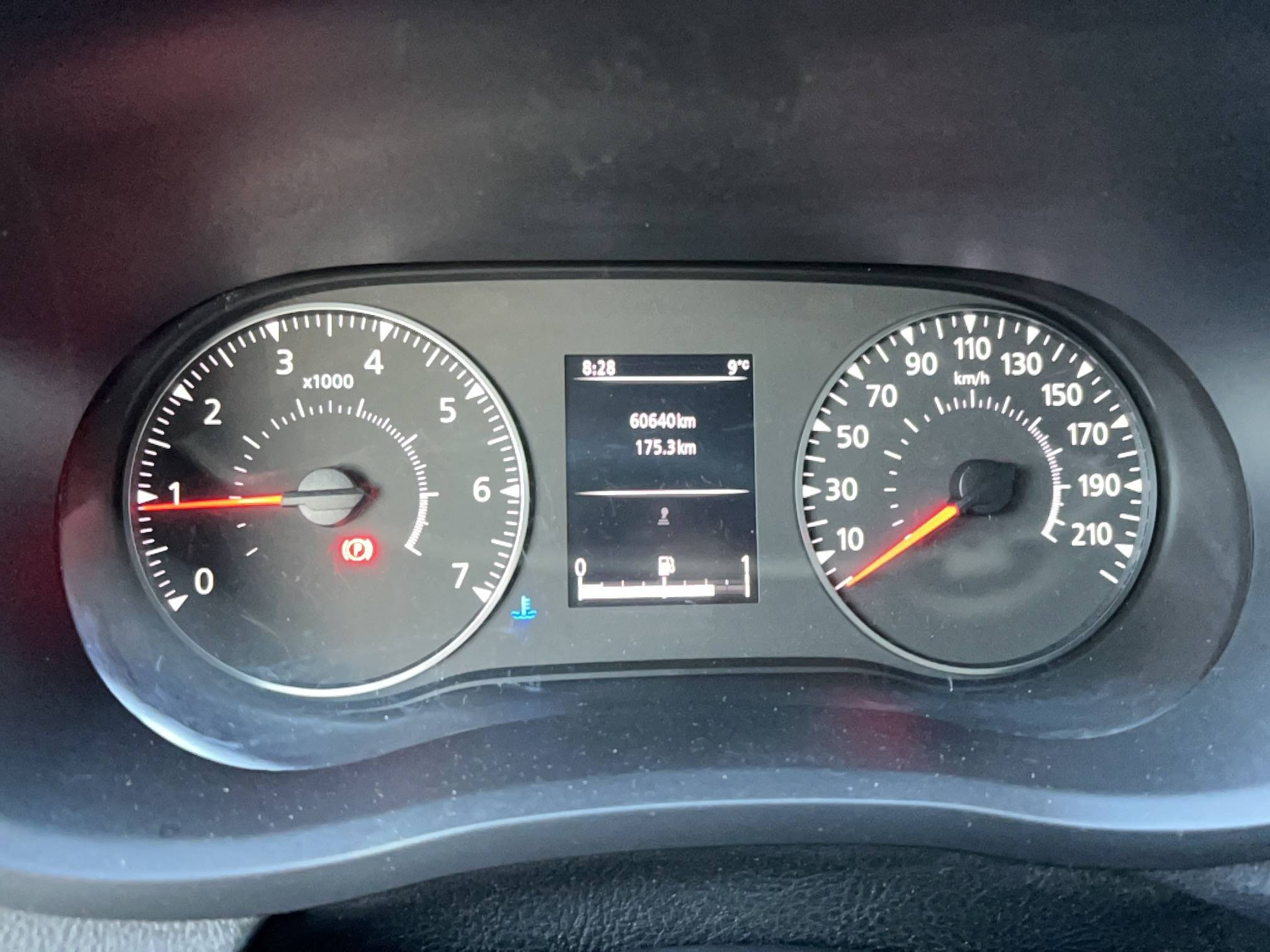 Vente en ligne Renault Master Fourgon MASTER FGN TRAC F3500 L2H2 BLUE DCI 135 au prix de 22 990 €