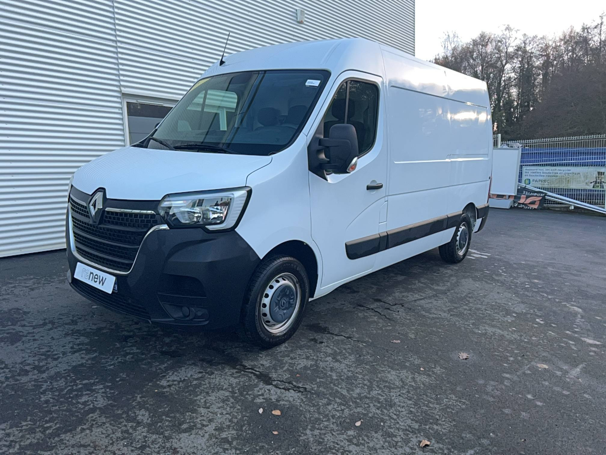 Renault Master Fourgon MASTER FGN TRAC F3500 L2H2 BLUE DCI 135 occasion de 2023 en vente à Guingamp