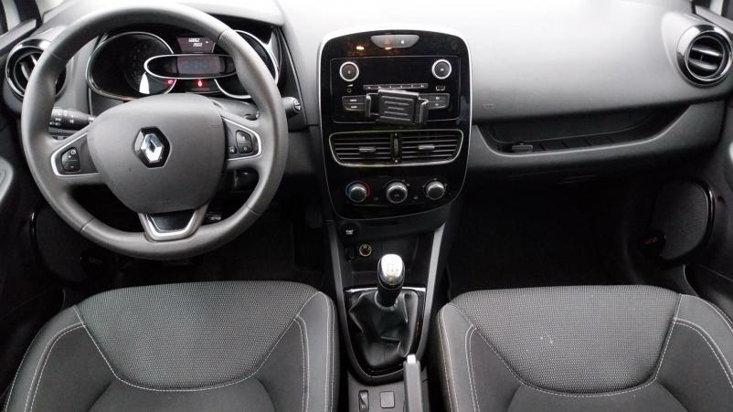 Vente en ligne Renault Clio 4 Clio 1.2 16V 75 au prix de 10 590 €