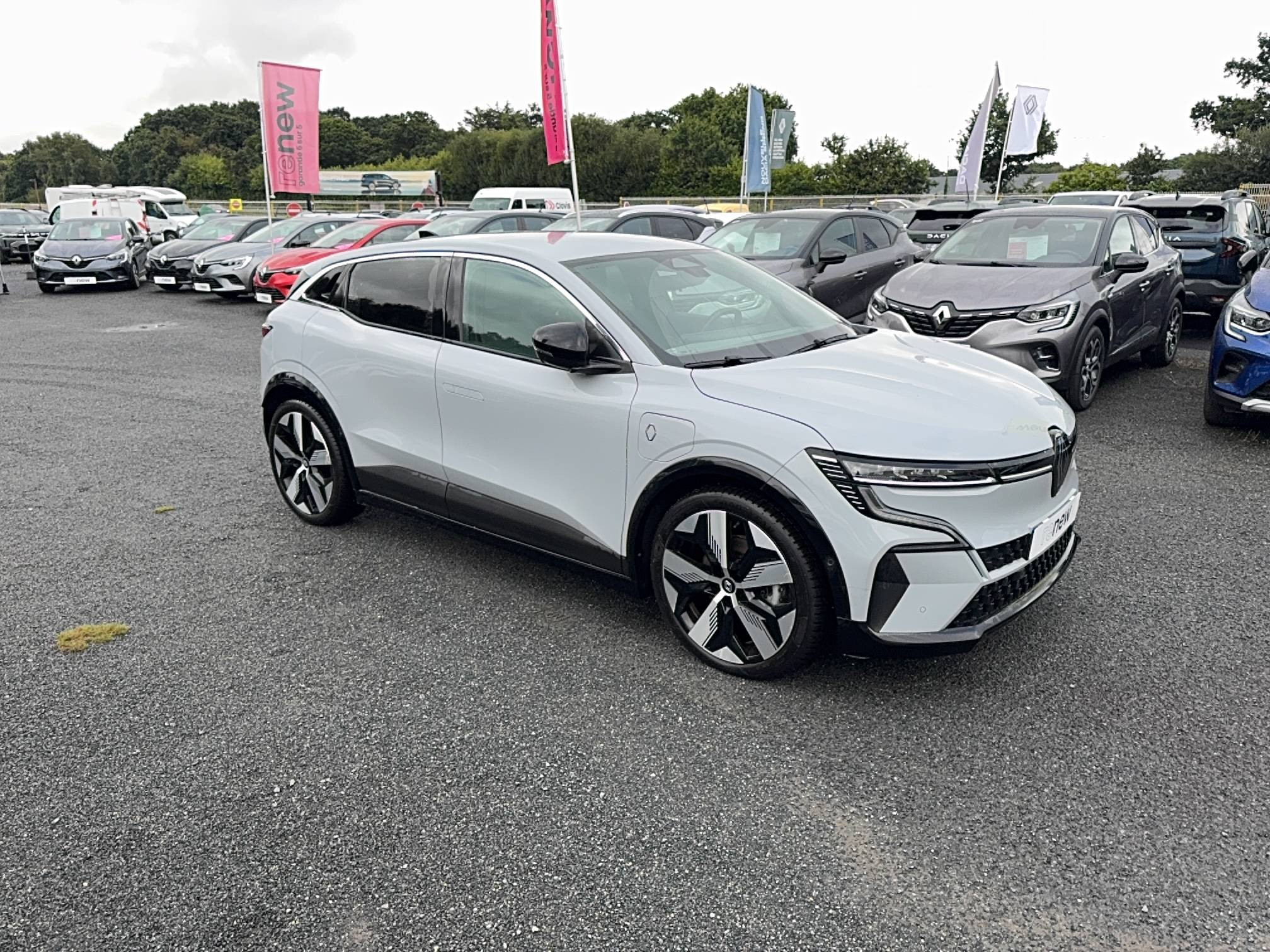 Vente en ligne Renault Megane E-Tech  EV60 220 ch optimum charge au prix de 27 590 €