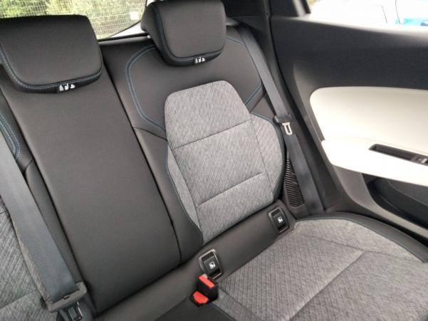 Vente en ligne Renault Clio 5 Clio E-Tech 140 - 21 au prix de 17 590 €