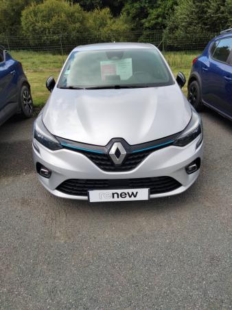 Vente en ligne Renault Clio 5 Clio E-Tech 140 - 21 au prix de 17 590 €