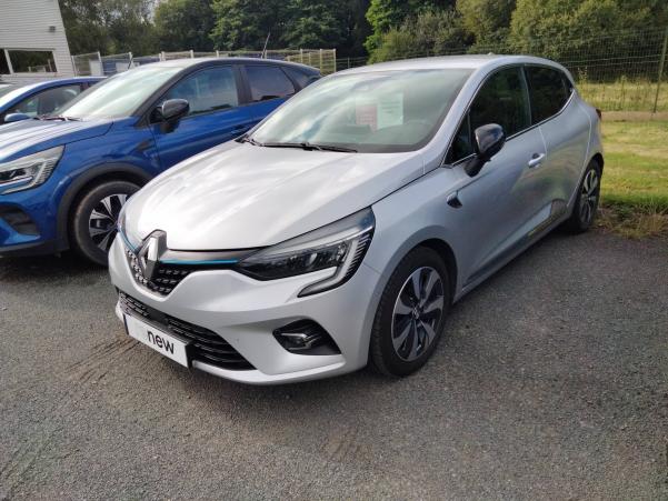 Vente en ligne Renault Clio 5 Clio E-Tech 140 - 21 au prix de 17 590 €