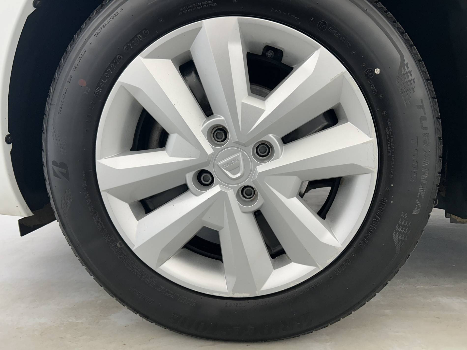 Vente en ligne Dacia Sandero 3  SCe 65 - 22 au prix de 12 590 €