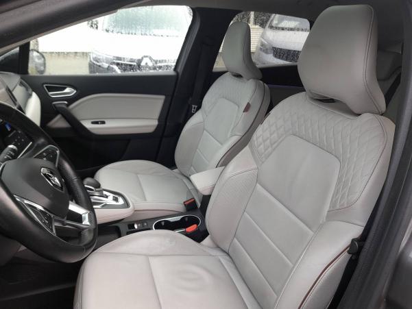 Vente en ligne Renault Captur  E-Tech Plug-in 160 au prix de 19 590 €