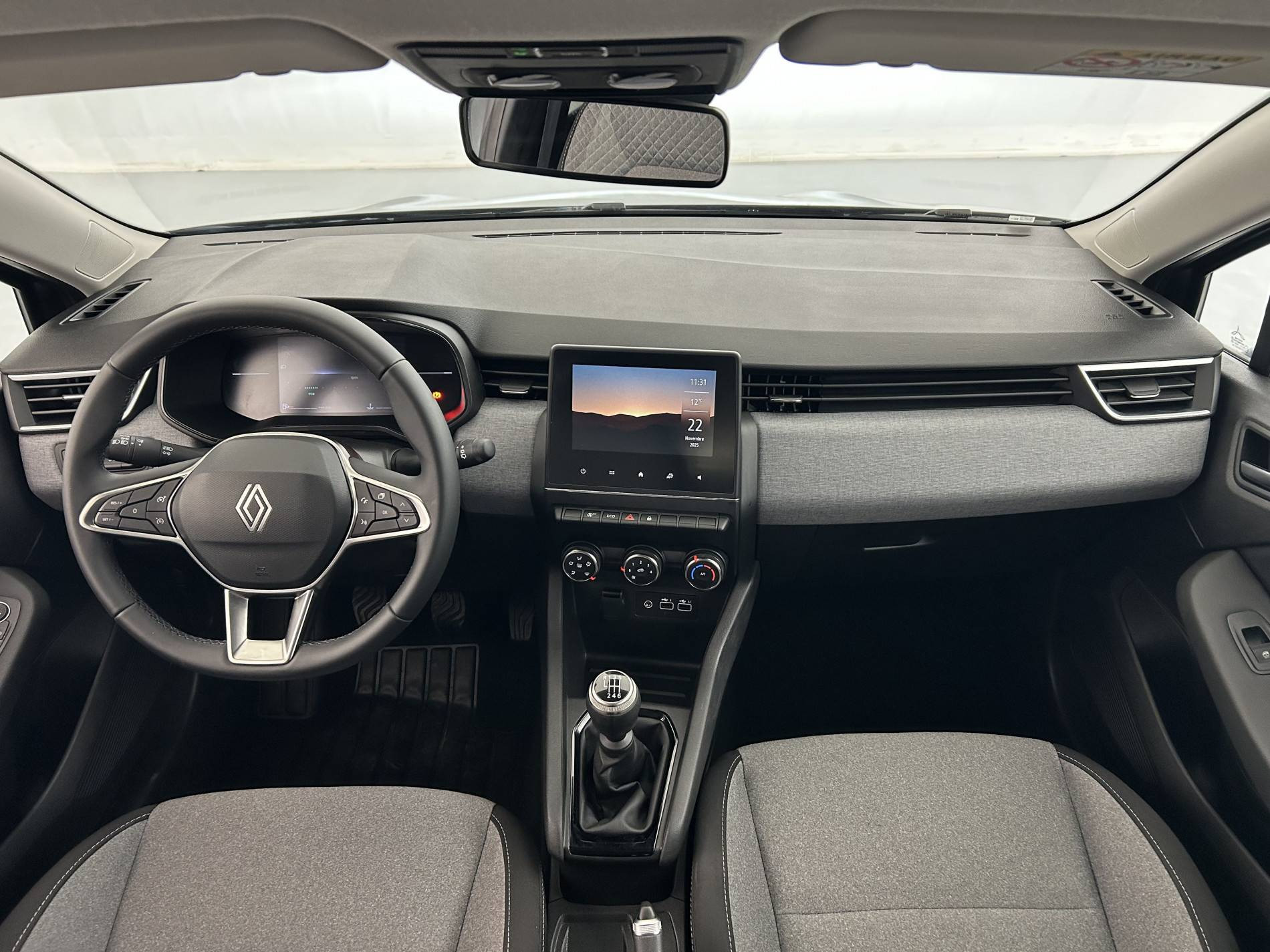 Vente en ligne Renault Clio 5 Clio Blue dCi 100 ch GSR2 au prix de 18 790 €