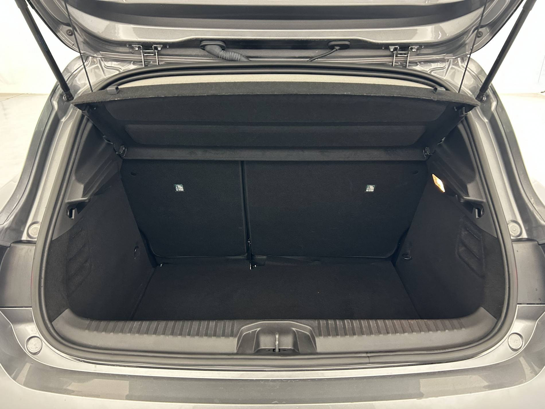 Vente en ligne Renault Clio 5 Clio Blue dCi 100 ch GSR2 au prix de 18 790 €