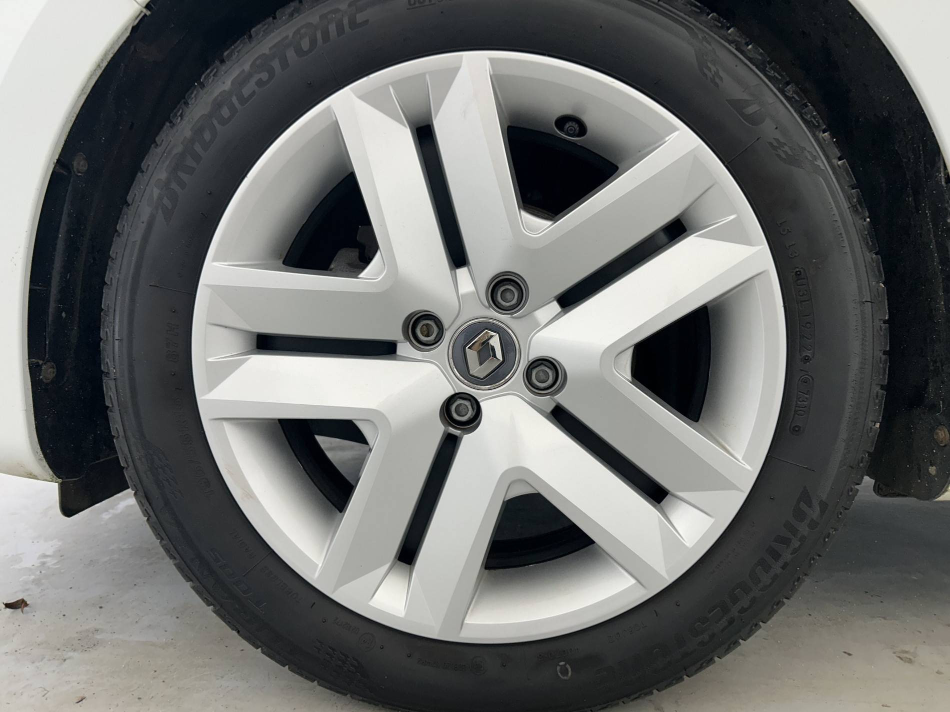 Vente en ligne Renault Clio 5 Clio TCe 100 GPL - 21N au prix de 14 590 €