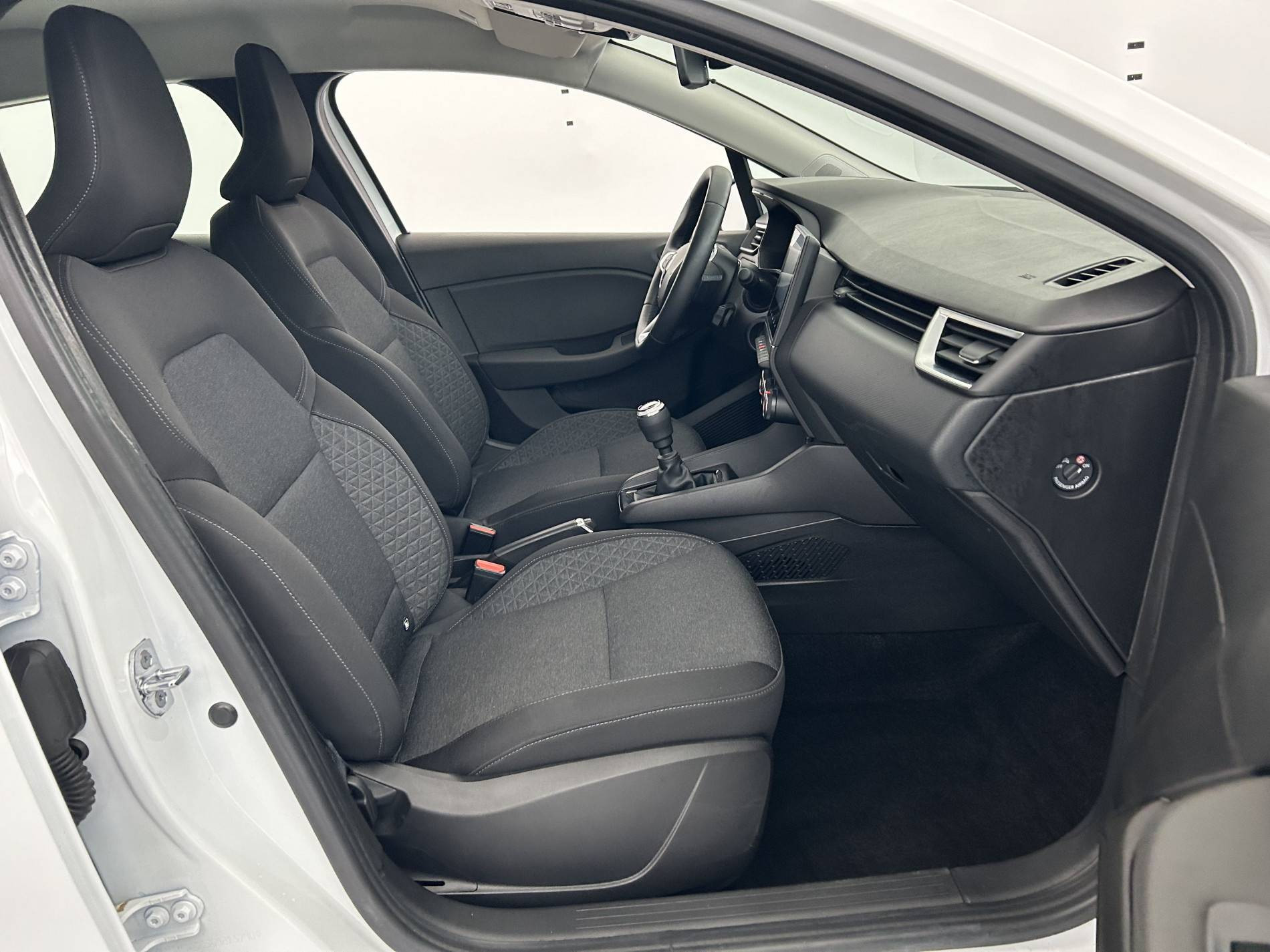 Vente en ligne Renault Clio 5 Clio TCe 100 GPL - 21N au prix de 14 590 €