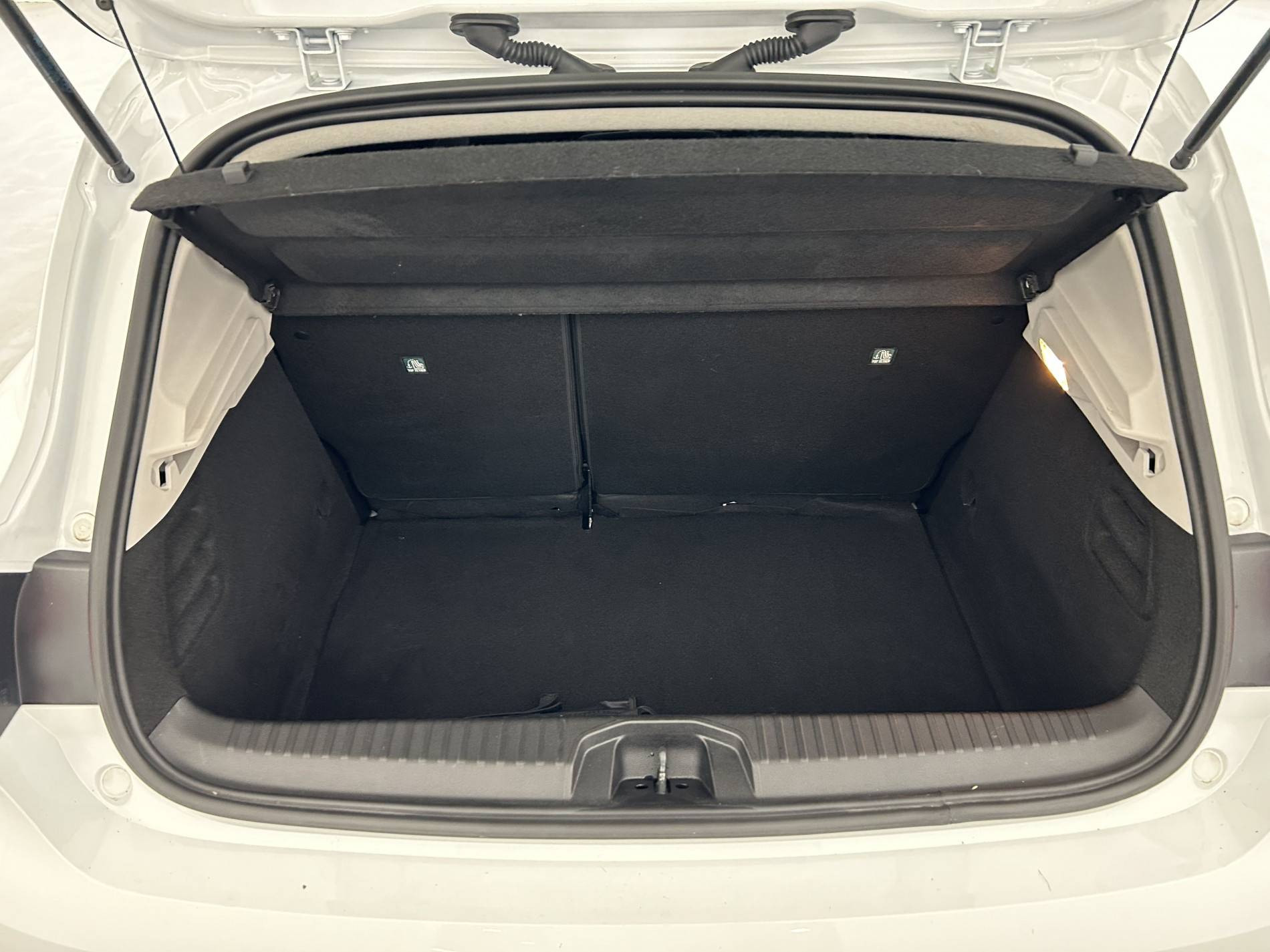 Vente en ligne Renault Clio 5 Clio TCe 100 GPL - 21N au prix de 14 590 €