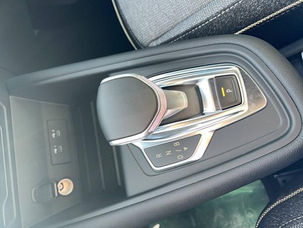 Vente en ligne Renault Symbioz  E-Tech full hybrid 145 au prix de 36 590 €