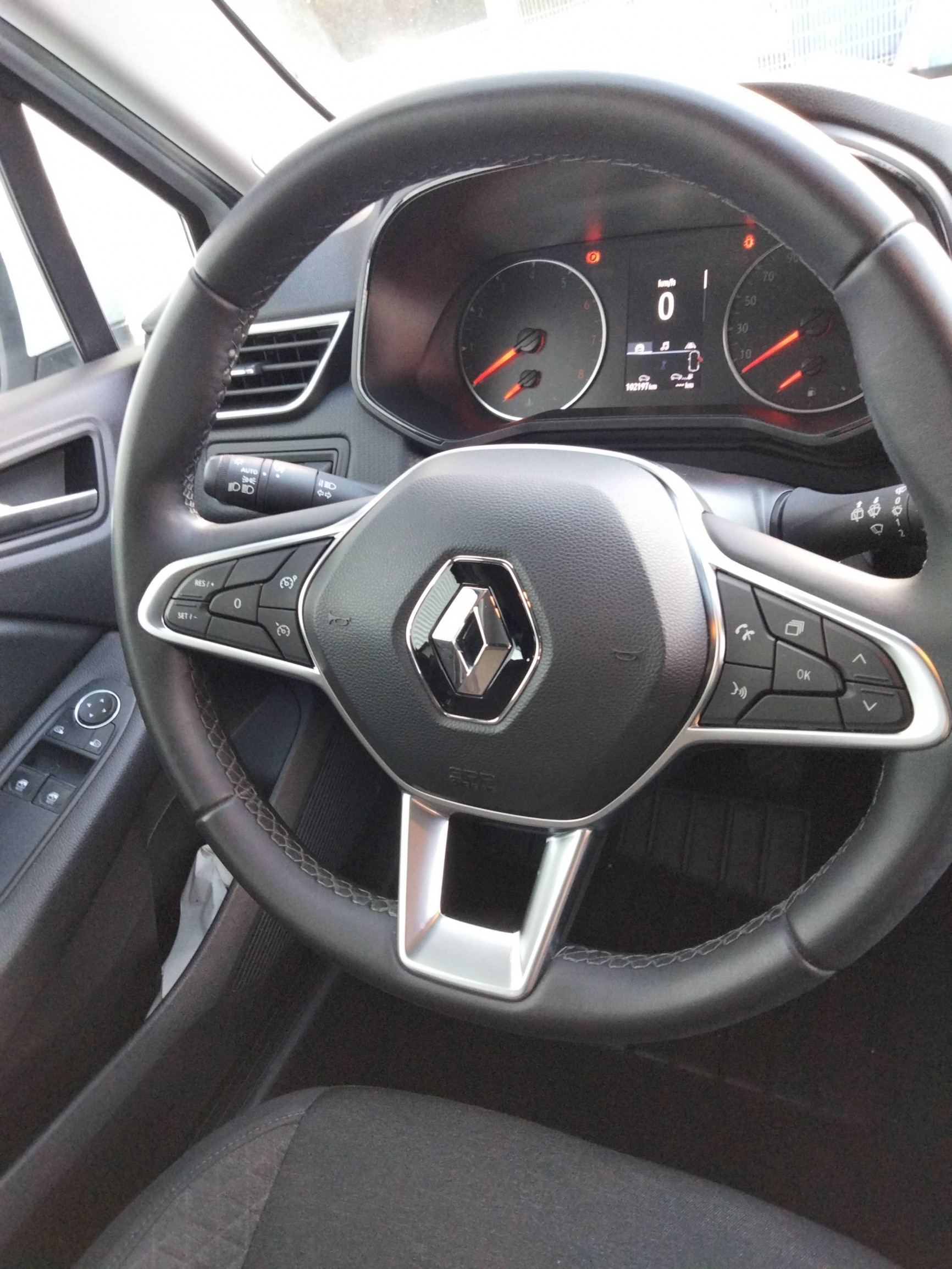 Vente en ligne Renault Clio 5 Clio SCe 65 - 21N au prix de 10 390 €