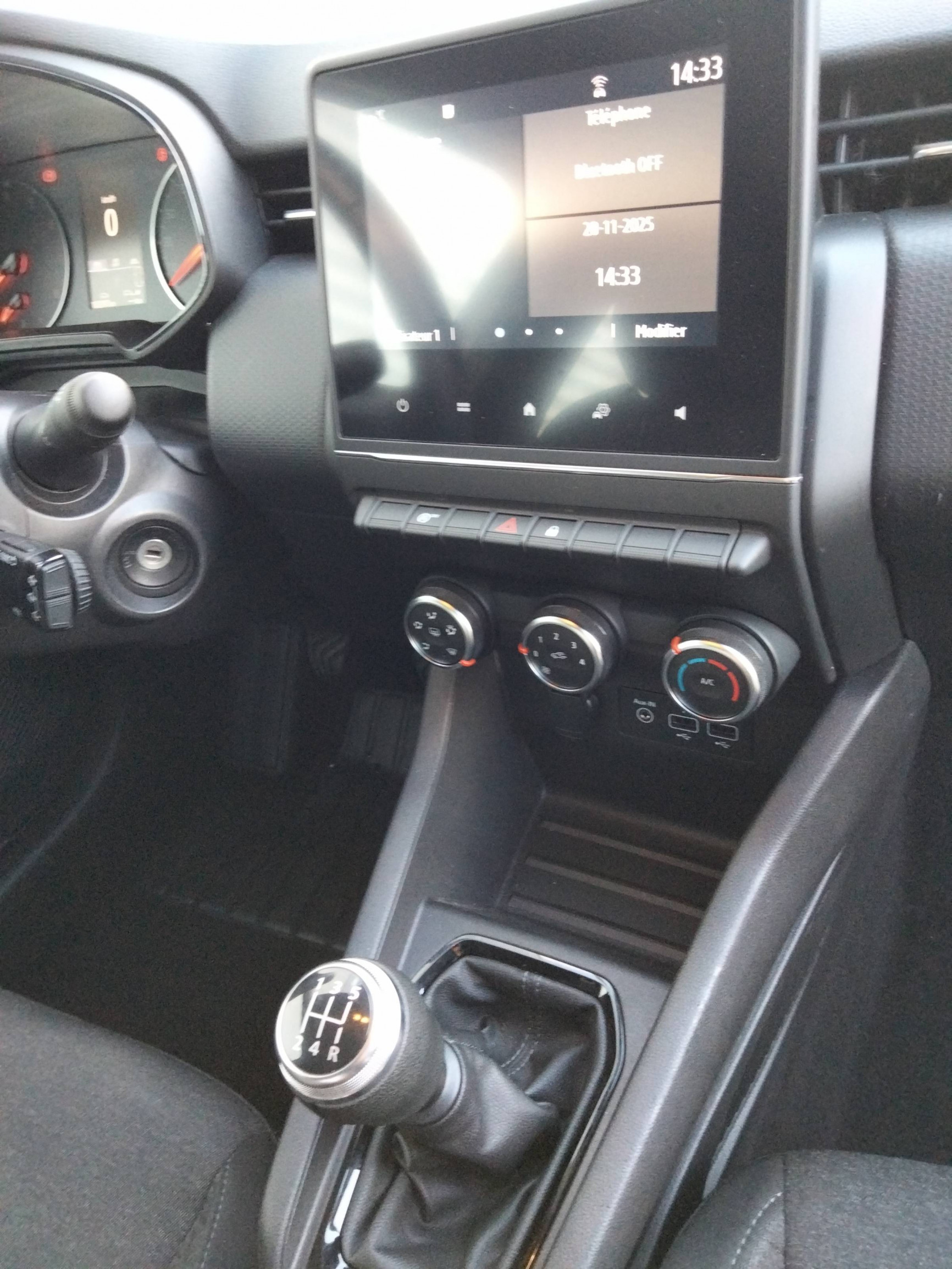 Vente en ligne Renault Clio 5 Clio SCe 65 - 21N au prix de 10 390 €