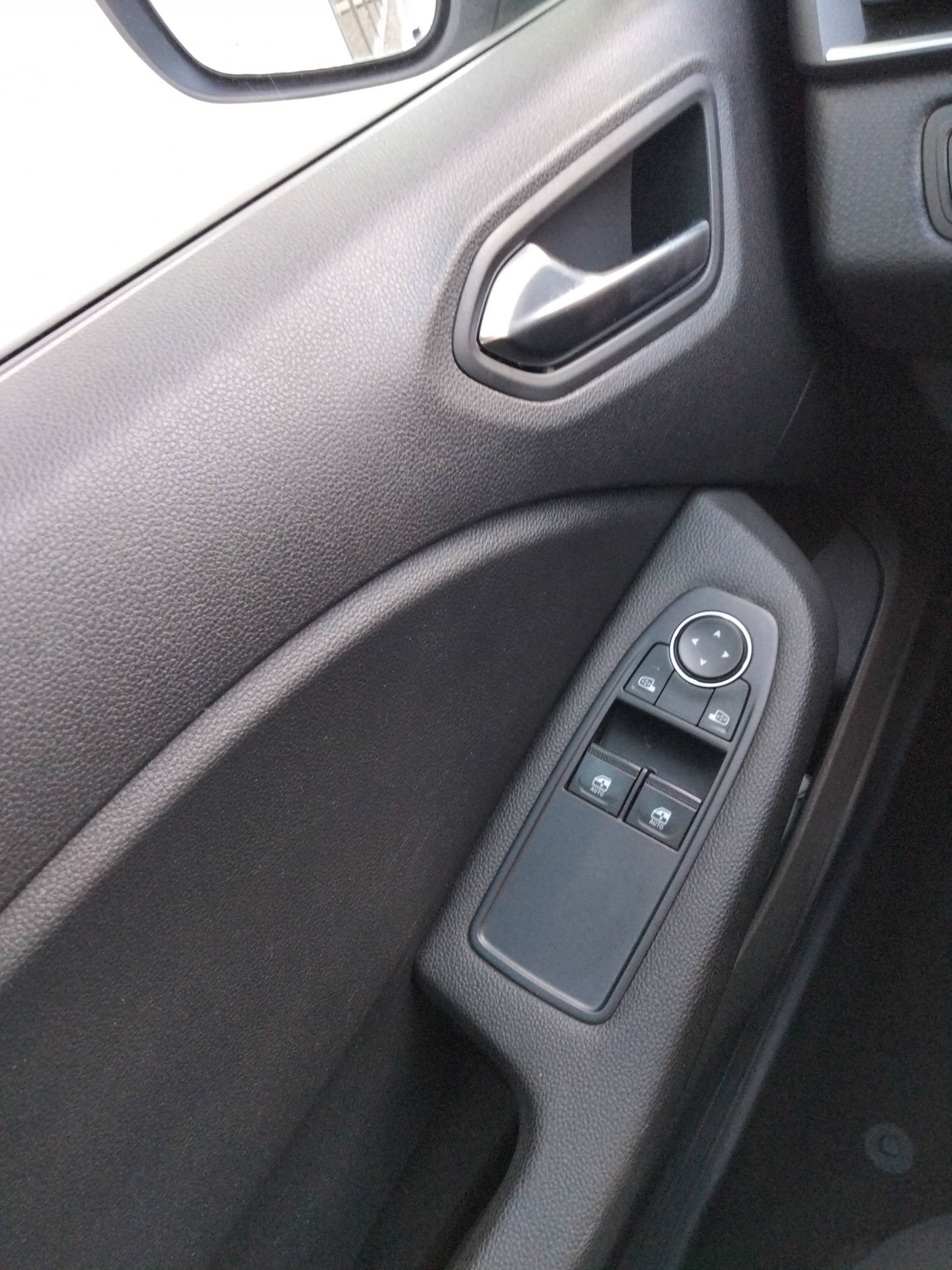 Vente en ligne Renault Clio 5 Clio SCe 65 - 21N au prix de 10 390 €