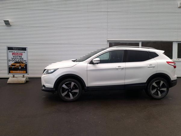 Vente en ligne Nissan Qashqai 2  1.5 dCi 110 au prix de 15 990 €