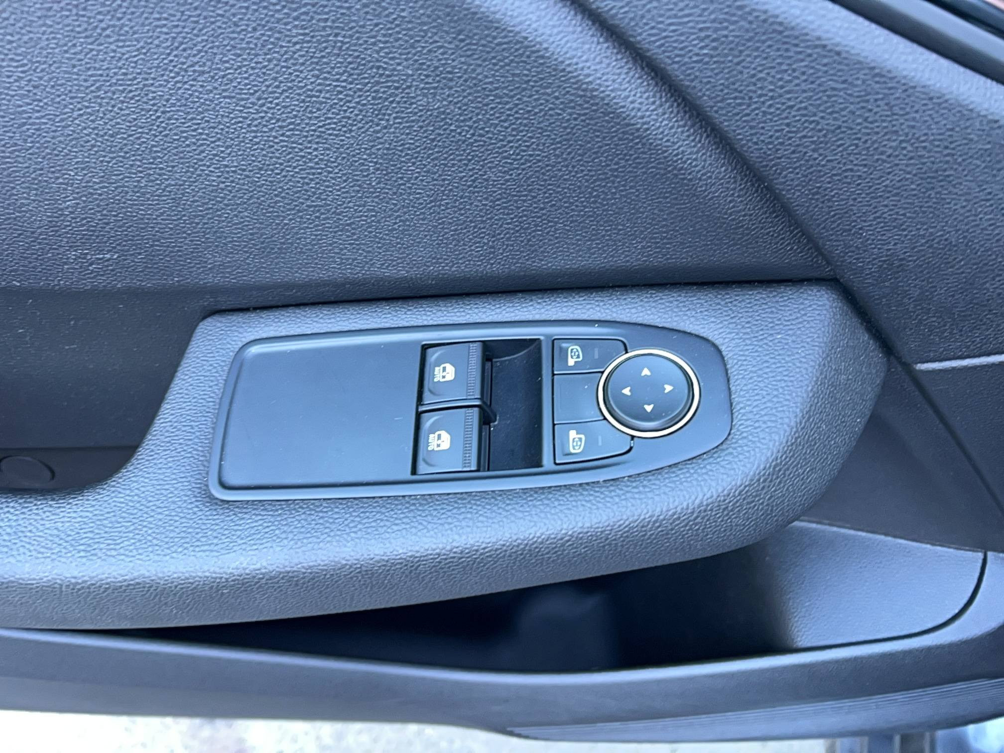 Vente en ligne Renault Clio 5 Clio Blue dCi 100 au prix de 14 990 €