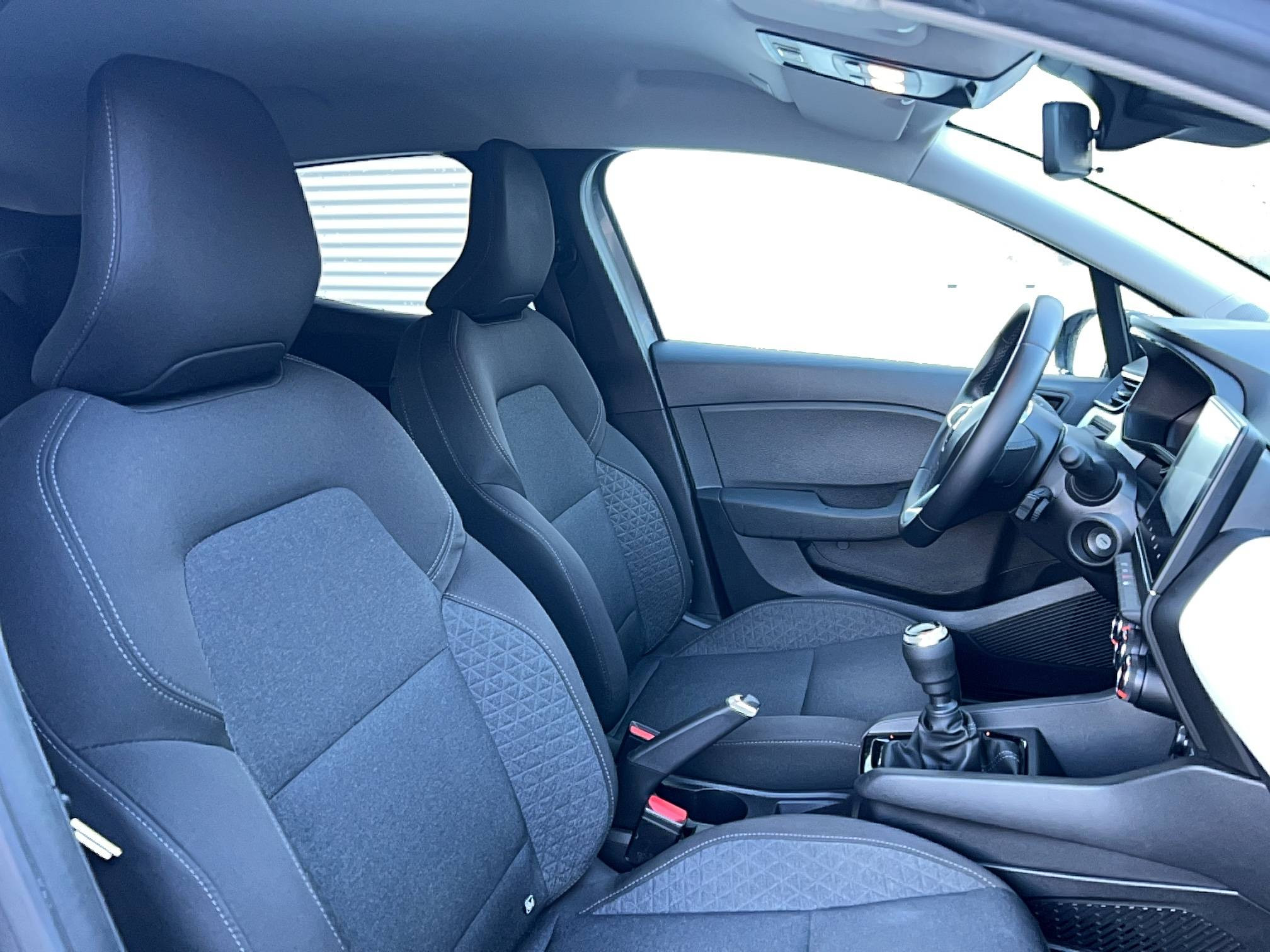 Vente en ligne Renault Clio 5 Clio Blue dCi 100 au prix de 14 990 €