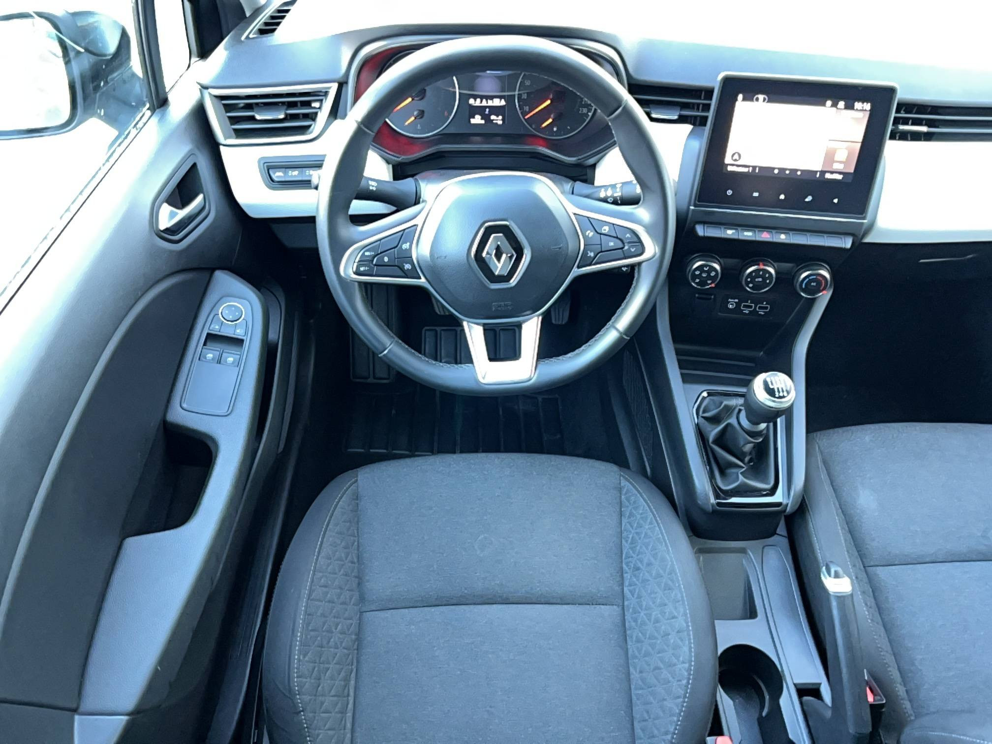 Vente en ligne Renault Clio 5 Clio Blue dCi 100 au prix de 14 990 €