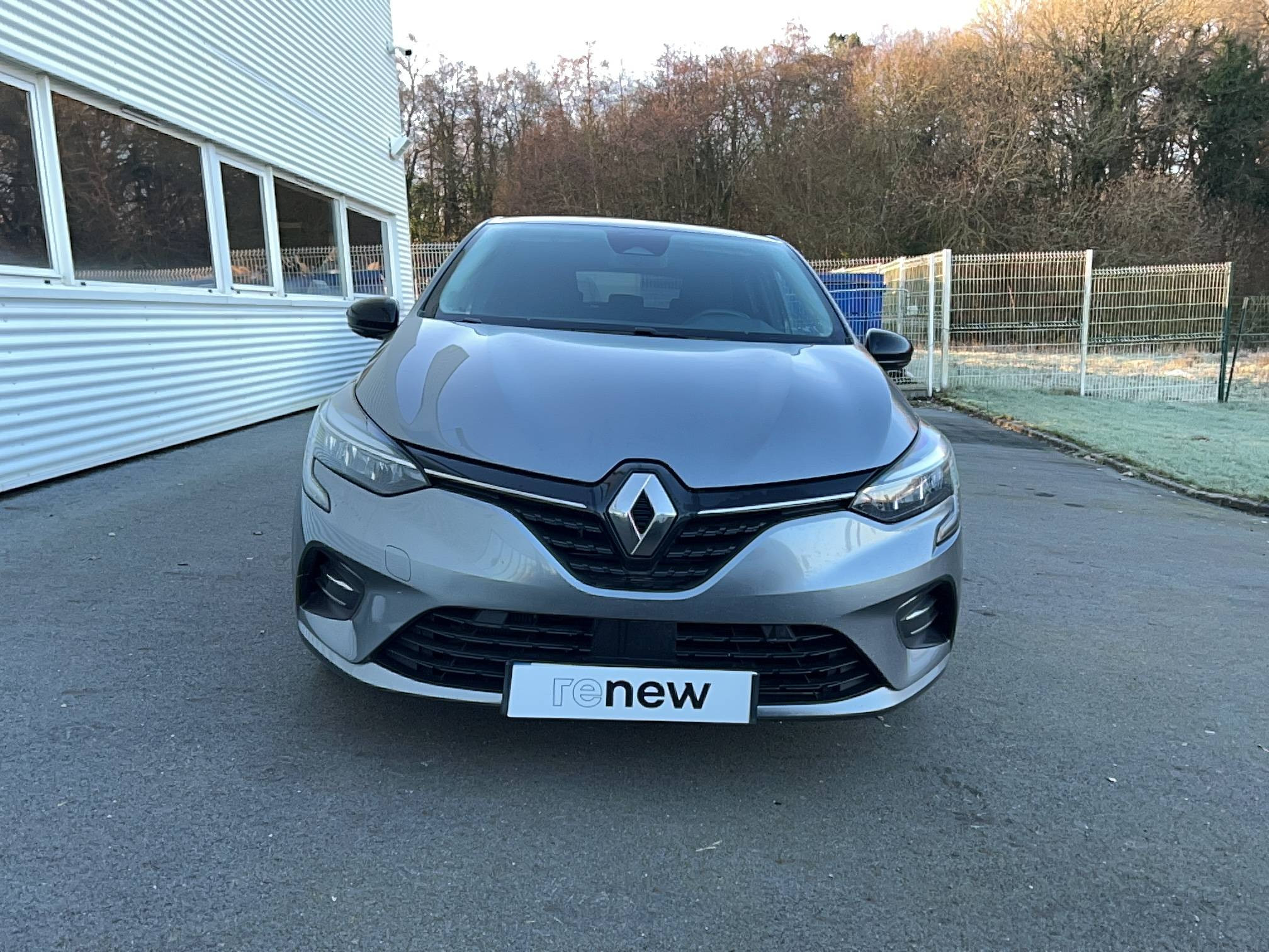 Vente en ligne Renault Clio 5 Clio Blue dCi 100 au prix de 14 990 €