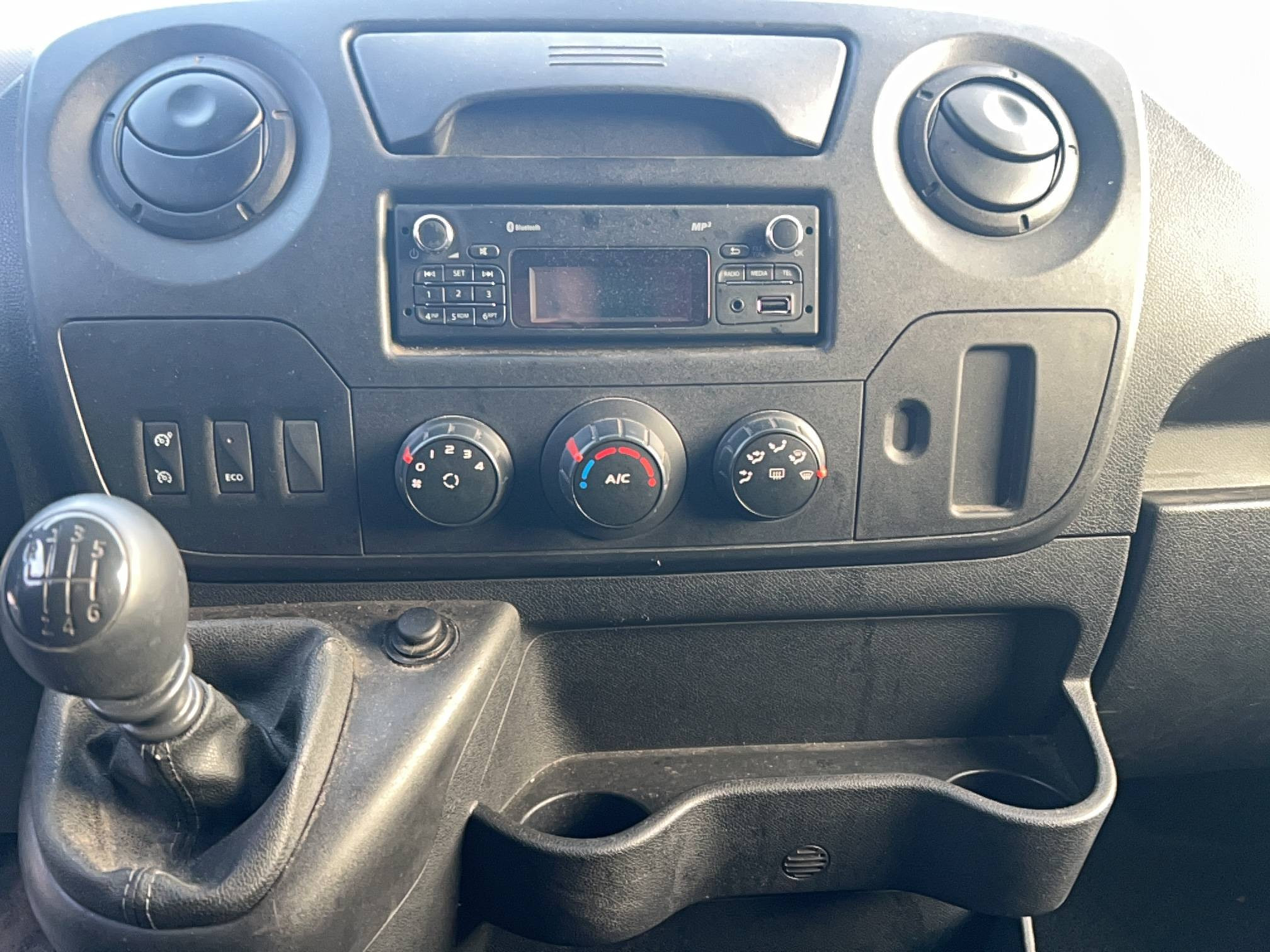 Vente en ligne Renault Master 3 Châssis Cabine MASTER CC L2 3.5t 2.3 dCi 130 E6 au prix de 23 990 €