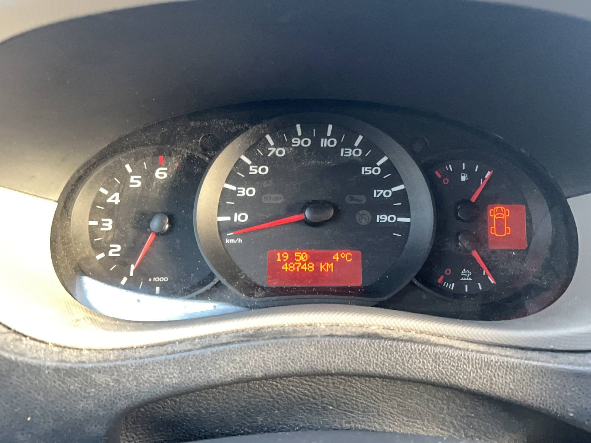 Vente en ligne Renault Master 3 Châssis Cabine MASTER CC L2 3.5t 2.3 dCi 130 E6 au prix de 23 990 €