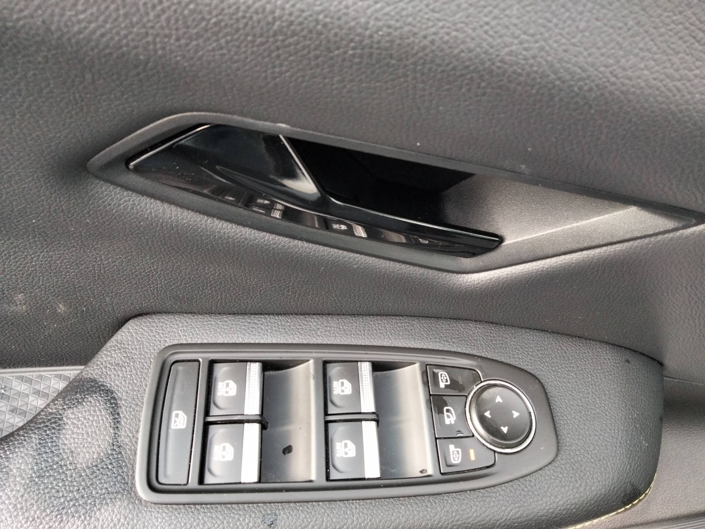 Vente en ligne Renault Megane E-Tech  EV60 220 ch super charge au prix de 22 990 €