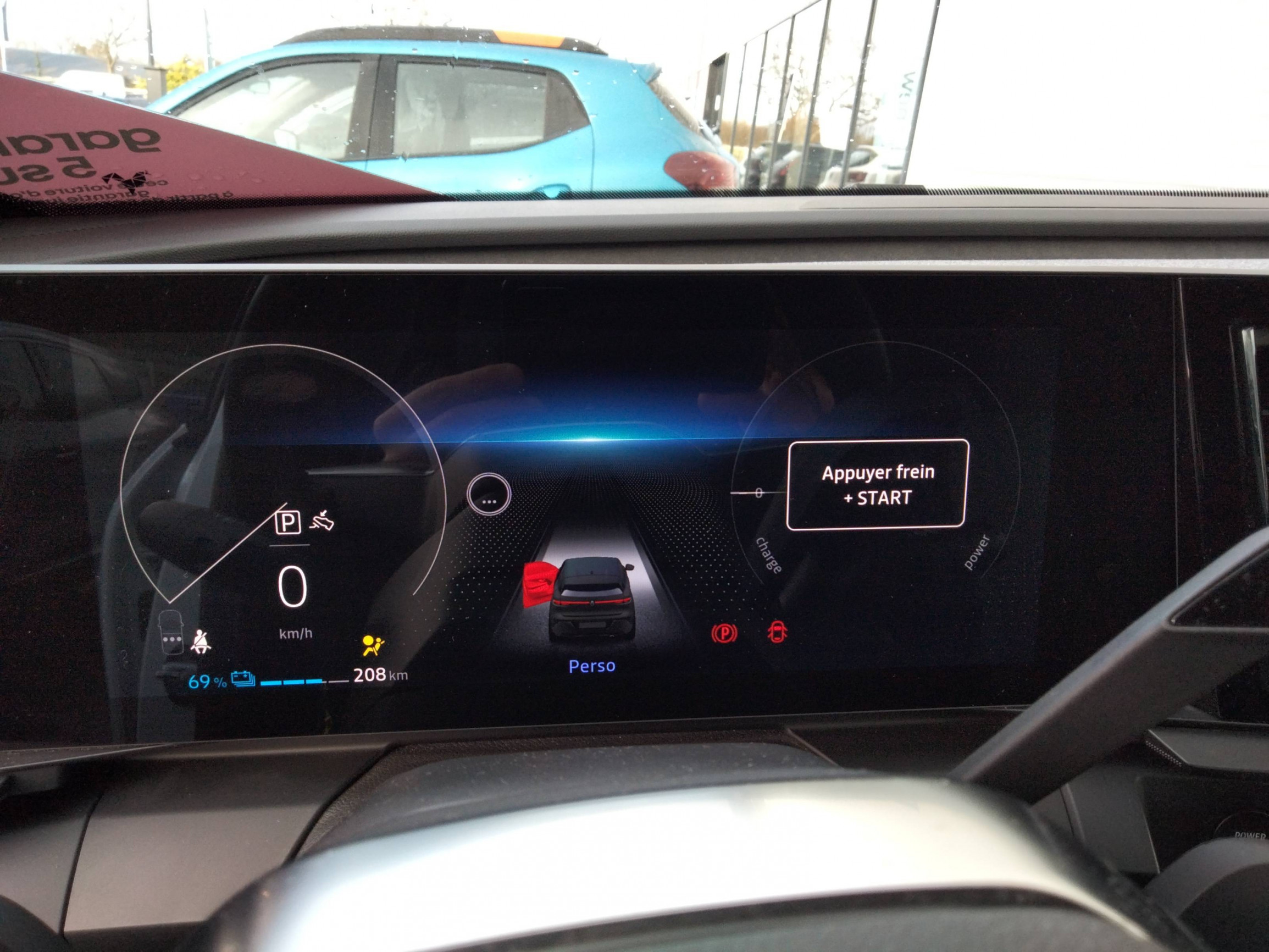 Vente en ligne Renault Megane E-Tech  EV60 220 ch super charge au prix de 22 990 €