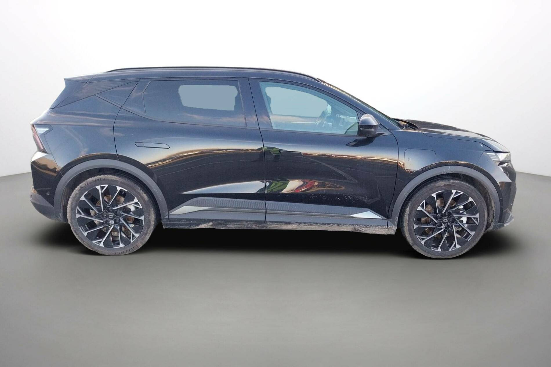 Vente en ligne Renault Scenic E-Tech  220 ch grande autonomie au prix de 39 990 €