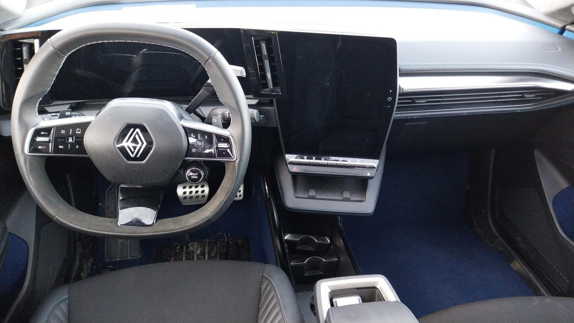 Vente en ligne Renault Scenic E-Tech  220 ch grande autonomie au prix de 39 990 €