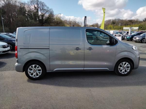 Vente en ligne Fiat Scudo  BLUEHDI 180 M S&S EAT8 au prix de 29 690 €