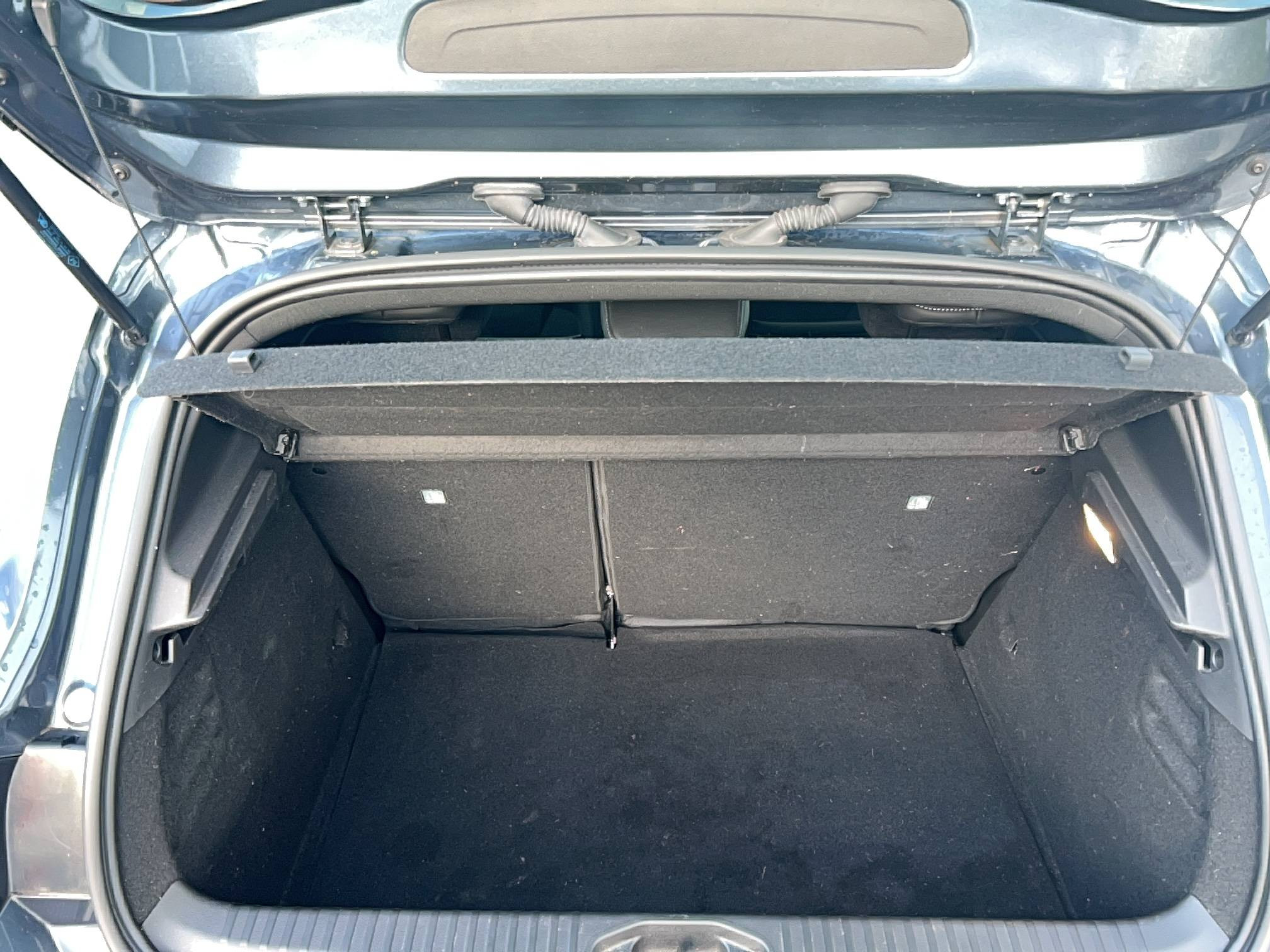 Vente en ligne Renault Clio 5 Clio TCe 90 - 21N au prix de 14 990 €