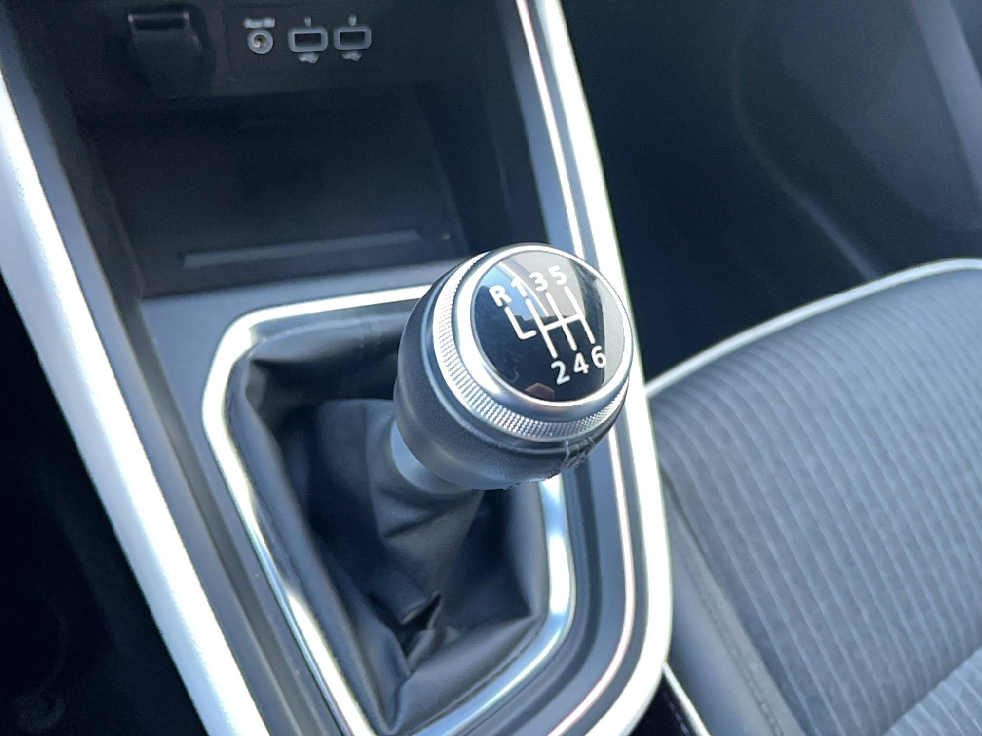 Vente en ligne Renault Clio 5 Clio TCe 90 - 21N au prix de 14 990 €