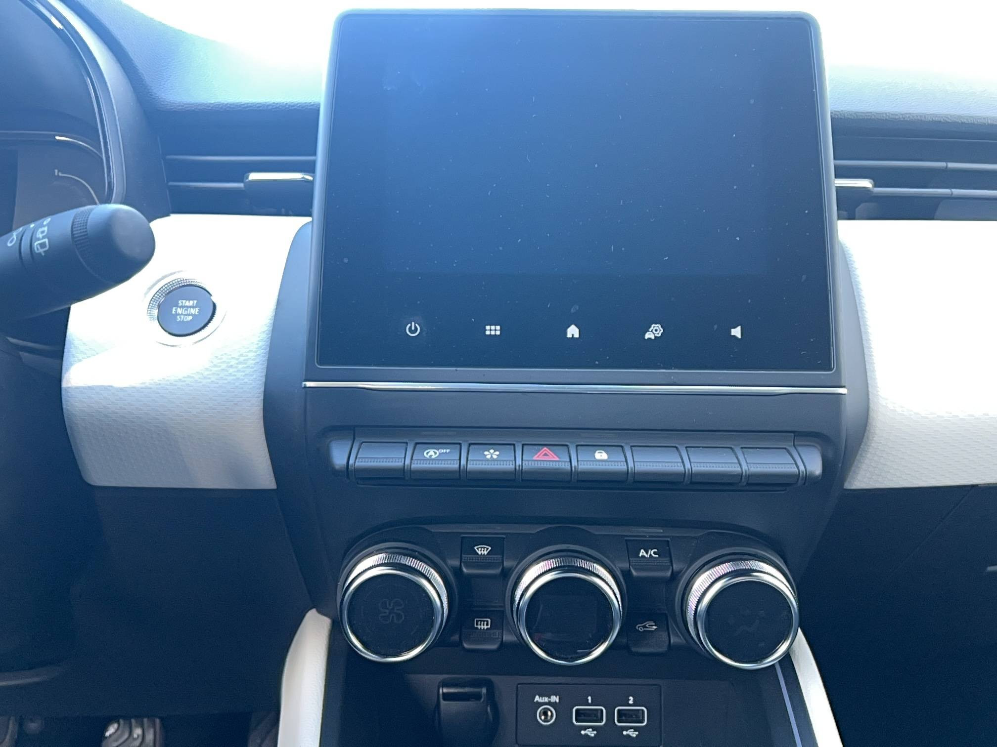 Vente en ligne Renault Clio 5 Clio TCe 90 - 21N au prix de 14 990 €