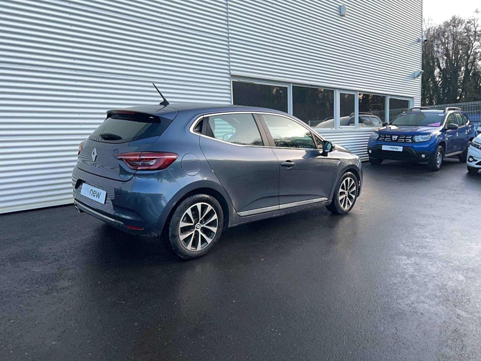 Vente en ligne Renault Clio 5 Clio TCe 90 - 21N au prix de 14 990 €