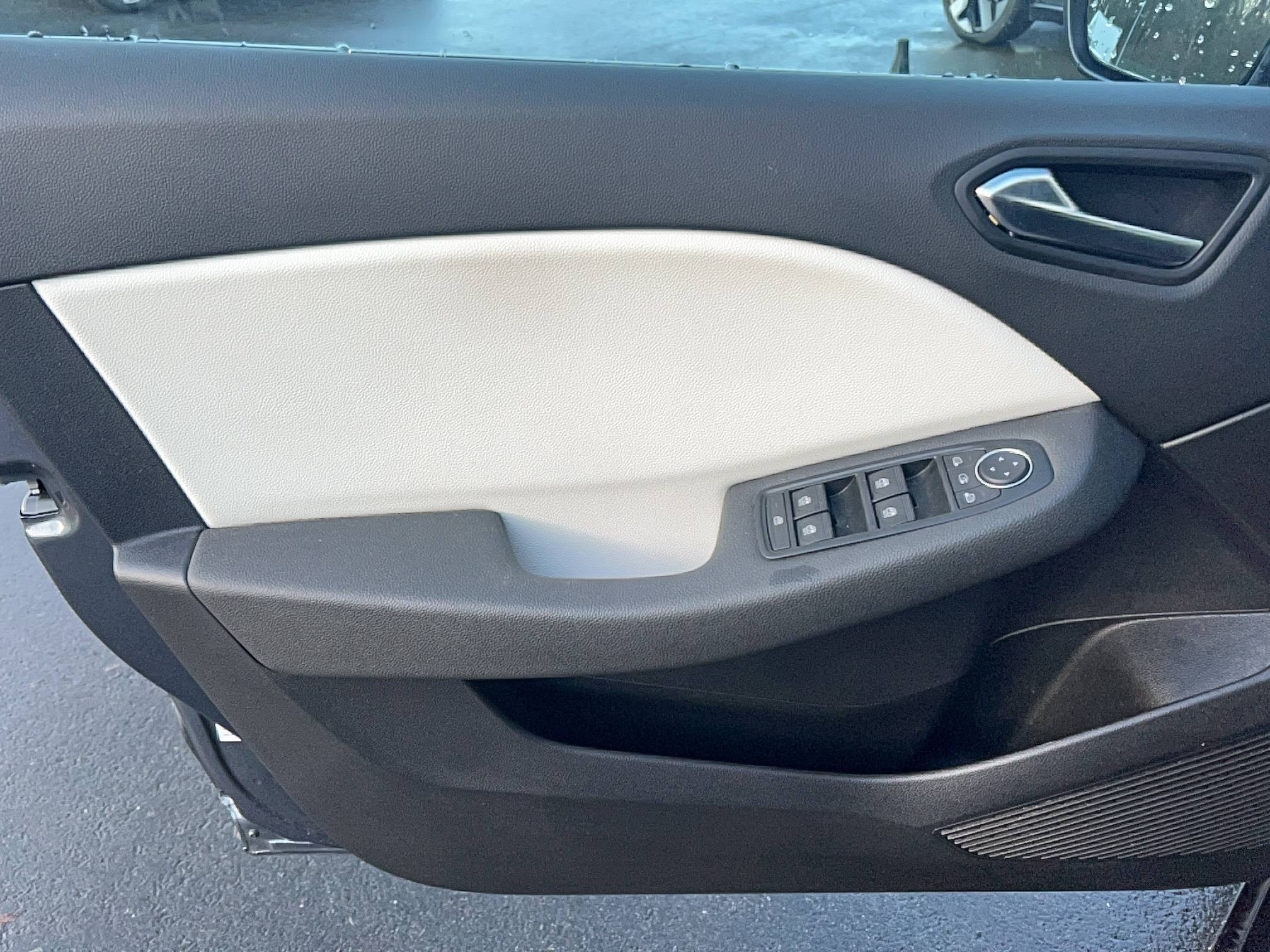 Vente en ligne Renault Clio 5 Clio TCe 90 - 21N au prix de 14 990 €