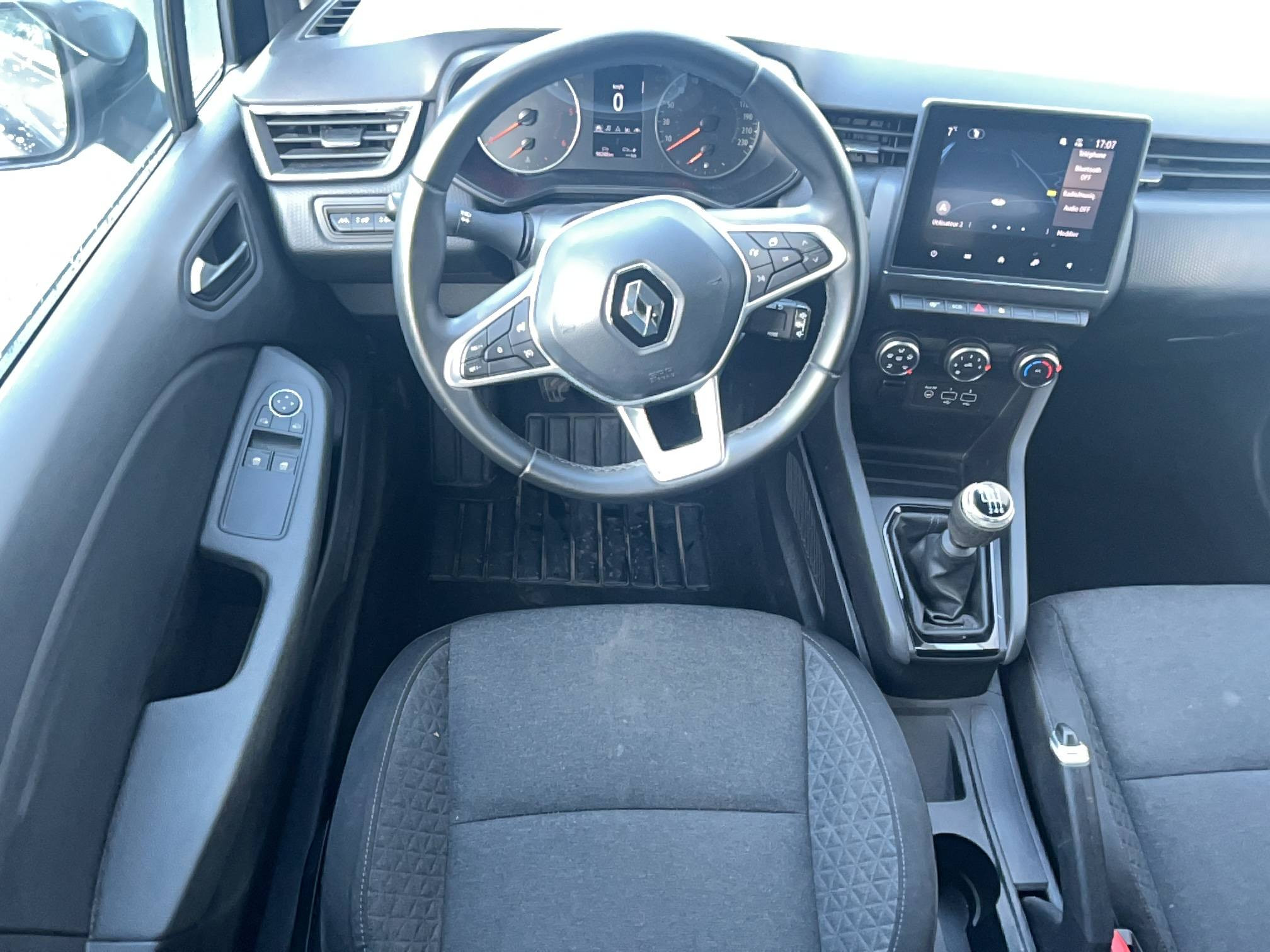 Vente en ligne Renault Clio 5 Clio Blue dCi 100 - 21N au prix de 13 390 €