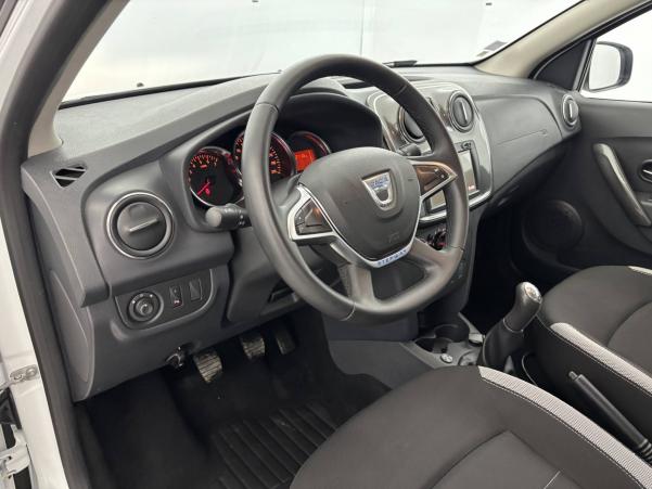 Vente en ligne Dacia Sandero  ECO-G 100 au prix de 12 590 €